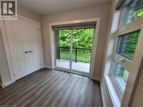118 Gravel Ridge Trail in Kitchener, ON - Building Photo - Building Photo