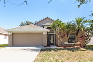 133 Thornbury Dr in Kissimmee, FL - Building Photo