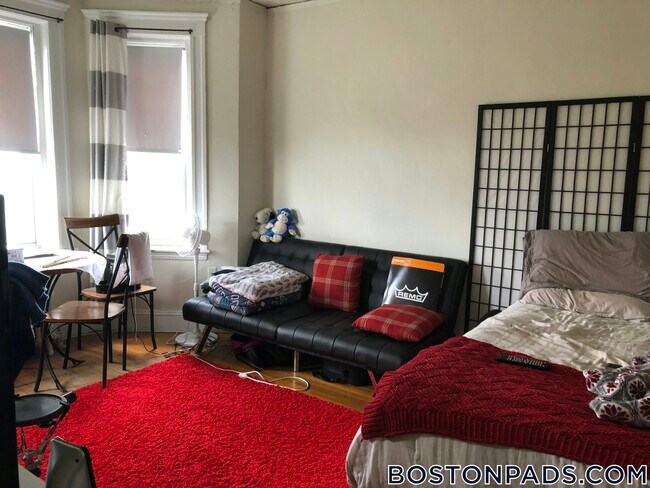 property at 1179 Boylston St