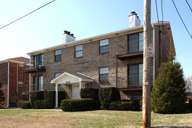 3426 Breckenridge Ln in Louisville, KY - Foto de edificio - Building Photo