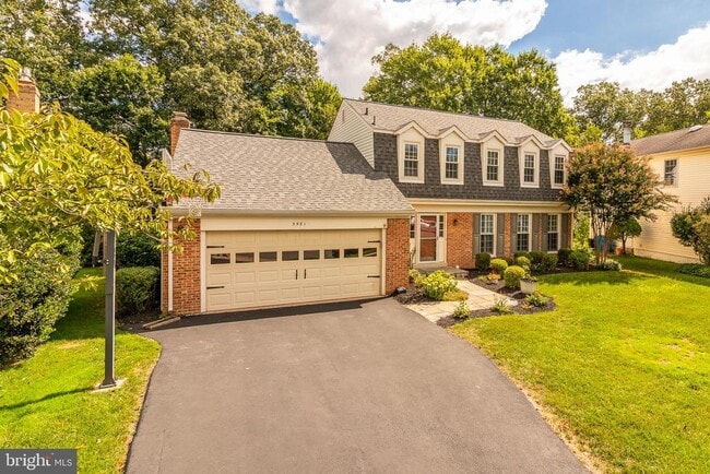 5581 Ann Peake Dr in Fairfax, VA - Building Photo - Building Photo