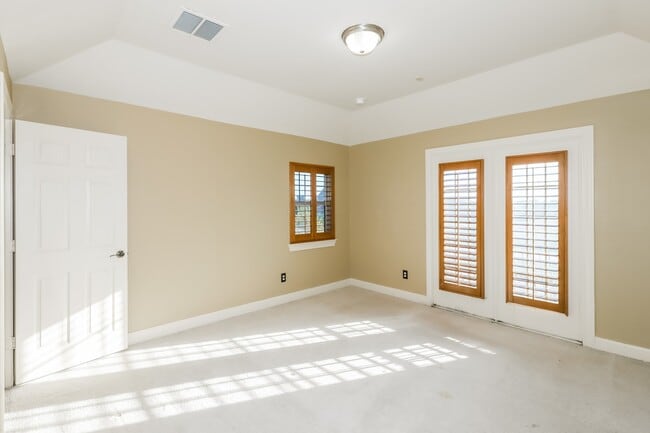 property at 3909 Pebble Brook Dr