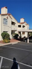 698 S Racetrack Rd in Henderson, NV - Building Photo - Building Photo