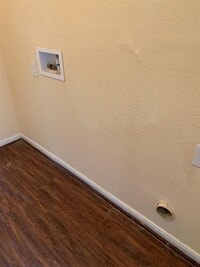 8607 Beviamo St photo'