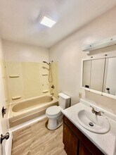 3932 E 9th Ave in Anchorage, AK - Building Photo - Building Photo