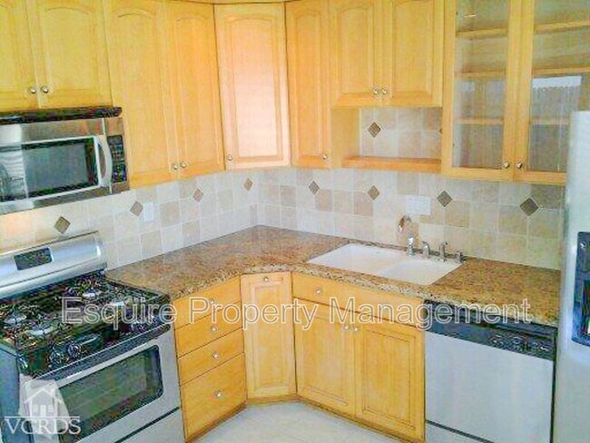 5219 Meadowview Dr in Camarillo, CA - Building Photo - Building Photo