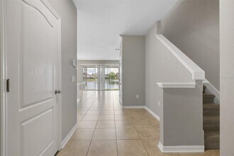 268 Maybeck Ct in Sanford, FL - Building Photo - Building Photo