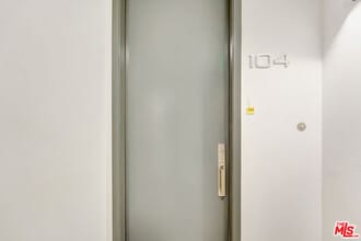 5955 Saturn St in Los Angeles, CA - Building Photo - Building Photo