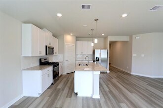 1476 Waggoner Rnch Trl in Conroe, TX - Building Photo - Building Photo