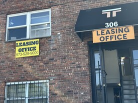 306 Eastern Pkwy in Irvington, NJ - Building Photo