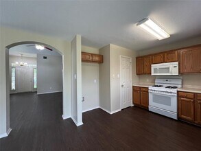 1308 Dillon Lake Bend in Leander, TX - Building Photo - Building Photo
