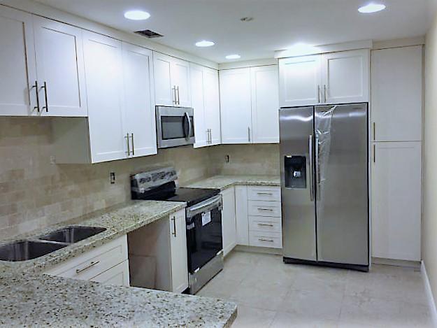 3325 Jaywood Terrace-Unit -2080 in Boca Raton, FL - Building Photo - Building Photo