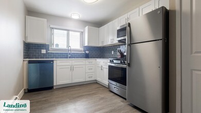 2572 Carpenter Rd in Ann Arbor, MI - Building Photo - Building Photo