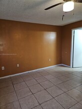 8500 Sunrise Lakes Blvd in Sunrise, FL - Building Photo - Building Photo