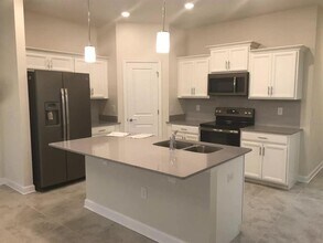 15192 Chapter Wy in Winter Garden, FL - Building Photo - Building Photo