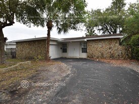 8841 NW 21st Manor in Sunrise, FL - Building Photo