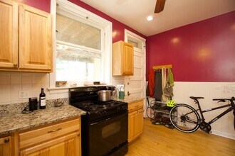 6314 N Glenwood Ave, Unit 1 in Chicago, IL - Building Photo - Building Photo