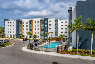 The Addison in Bradenton, FL - Building Photo - Building Photo