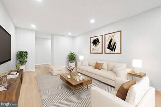 9812 Kingsbridge Dr, Unit 102 in Fairfax, VA - Building Photo - Building Photo