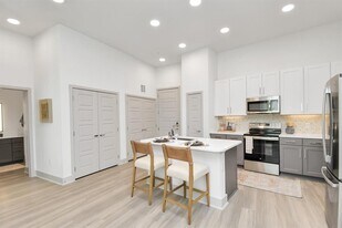 1617 Enid St in Houston, TX - Building Photo