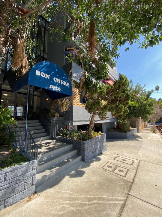 Bon Chere Apartments in Los Angeles, CA - Building Photo