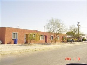 135-145 W Rillito St in Tucson, AZ - Building Photo - Building Photo