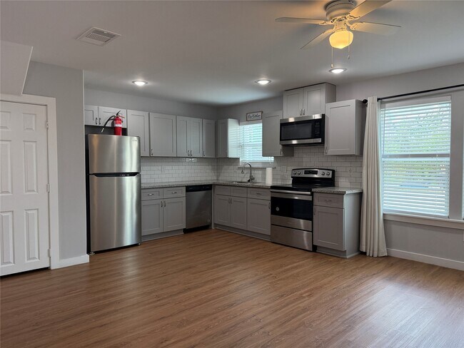 property at 6610 Haight St