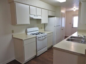 2106 Smith Branch Blvd in Georgetown, TX - Building Photo - Building Photo