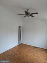 10728 Castleton Way in Upper Marlboro, MD - Foto de edificio - Building Photo