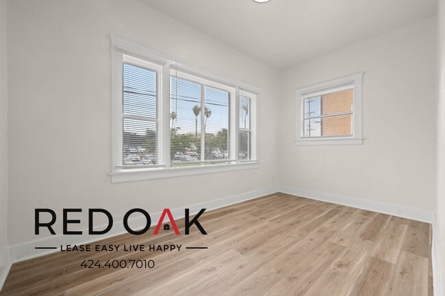 property at 1409 Magnolia Ave