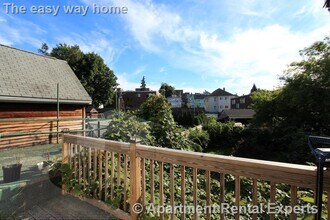 569 Main St in Medford, MA - Foto de edificio - Building Photo