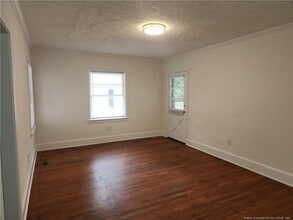 311 Oakridge Ave in Fayetteville, NC - Building Photo - Building Photo
