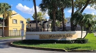 7419 SW 152nd Ave in Miami, FL - Building Photo