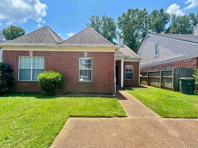 1217 Brady Hollow Ln