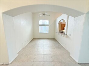 2842 Altair St in Las Vegas, NV - Building Photo - Building Photo