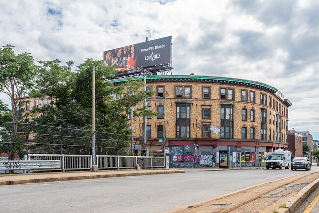 334 Cambridge St in Boston, MA - Building Photo - Building Photo