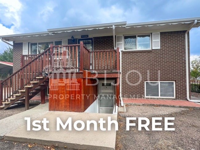 property at 4418 N Chestnut St