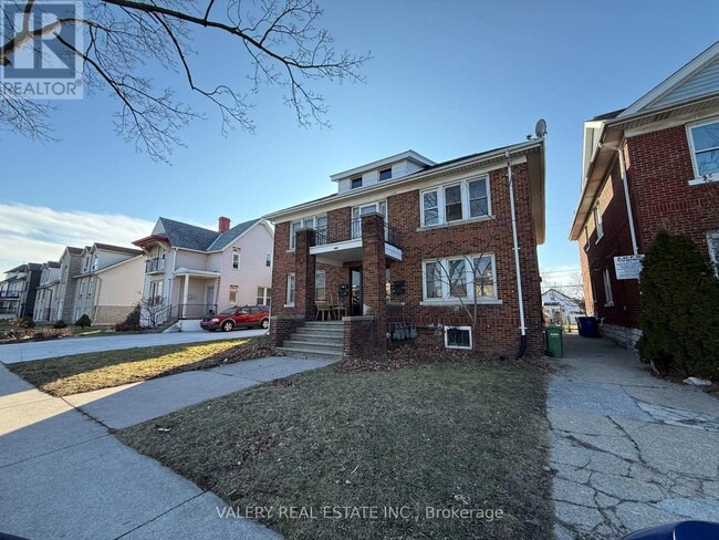 property at 1093 Howard Ave