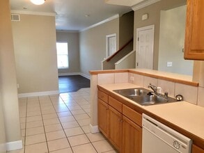 6331 Lakeside Ln in Lawrence, KS - Building Photo - Building Photo