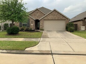 7310 Saddle Tree Dr in Spring, TX - Building Photo
