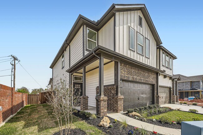 8117 Sawyer Dr in Arlington, TX - Building Photo - Building Photo