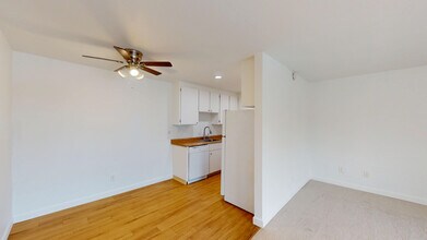 400 Alameda del Prado in Novato, CA - Building Photo - Building Photo