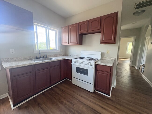 47 Spring St, Unit 3