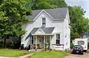 property at 1008 Main St