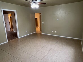 1712 W Logan Ave in Guthrie, OK - Building Photo - Building Photo
