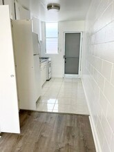 711 Makaleka Ave in Honolulu, HI - Building Photo - Building Photo