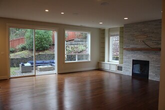 17312 122nd Ave NE in Bothell, WA - Building Photo - Building Photo