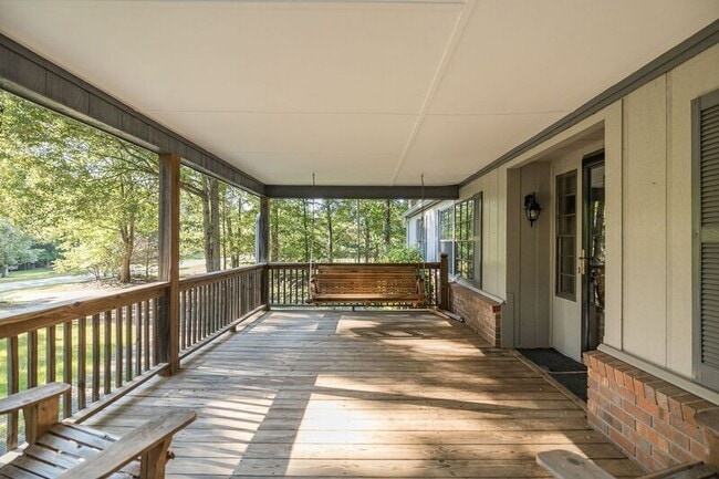 1808 Sanford Rd in Hull, GA - Building Photo - Building Photo