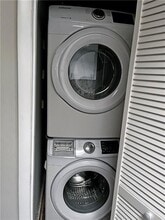 346 Carpenter Dr NE in Atlanta, GA - Building Photo - Building Photo