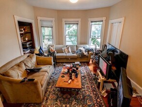 30 Spring Park Ave, Unit 3 in Boston, MA - Building Photo - Building Photo